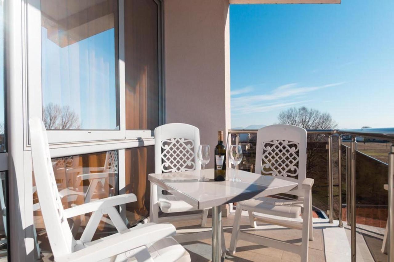 Hotel Zan Ulcinj Exterior foto