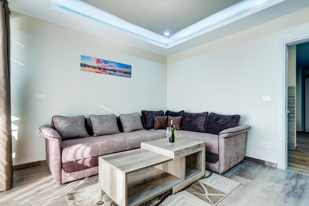 Hotel Zan Ulcinj Habitación foto