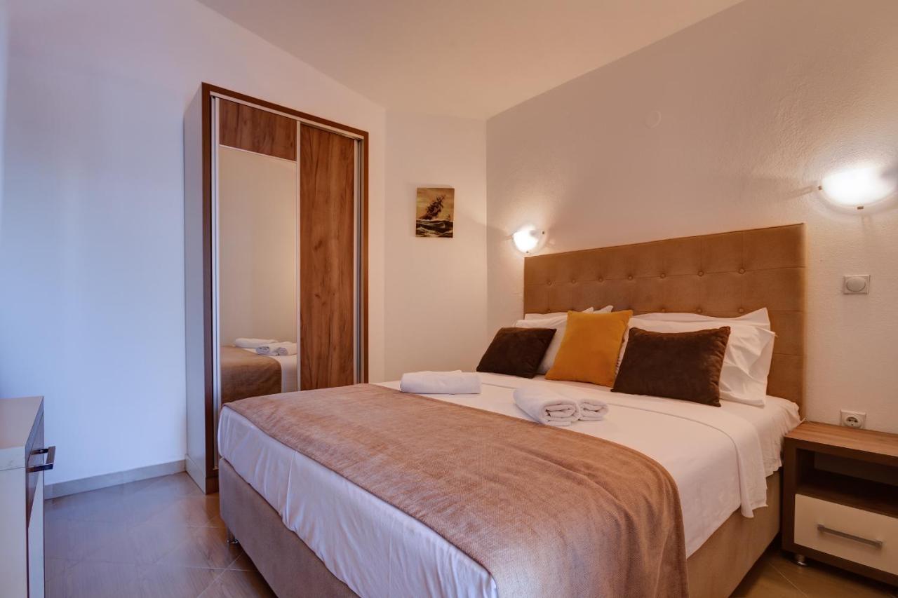 Hotel Zan Ulcinj Habitación foto